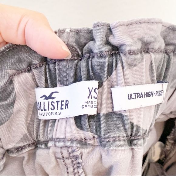 Hollister Ultra High Rise Camo Utility Cargo Pants - Picture 7 of 7